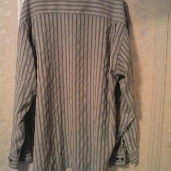 HAGGAR MENS BLUE STRIPE DRESS SHIRT - Picture 5 of 5